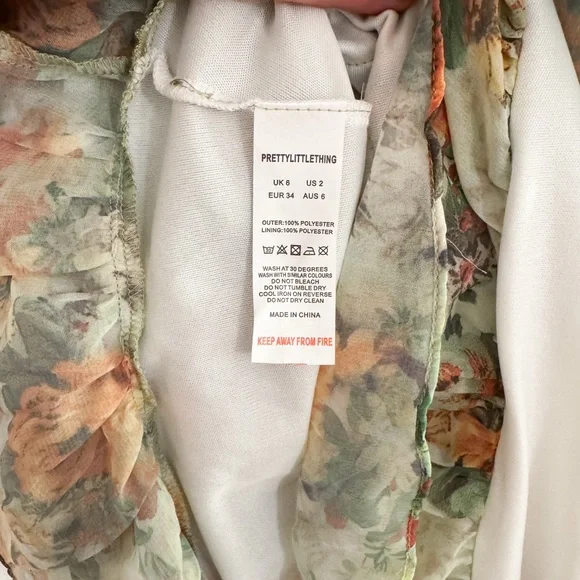 Pretty little thing green floral ruffle tie back mini dress - Picture 7 of 7